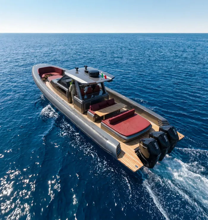 Vista dall'alto di GARI 44 FB T-top in navigazione su mare blu