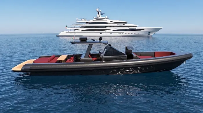 GARI 44 EFB fermo davanti a un superyacht bianco